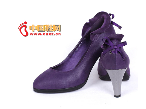 紫色高跟鞋时尚搭配技巧