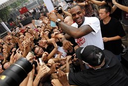 йƫڹƷйҵͿ˹˾Ҳղķ˹(LeBron James)Ĵǡ